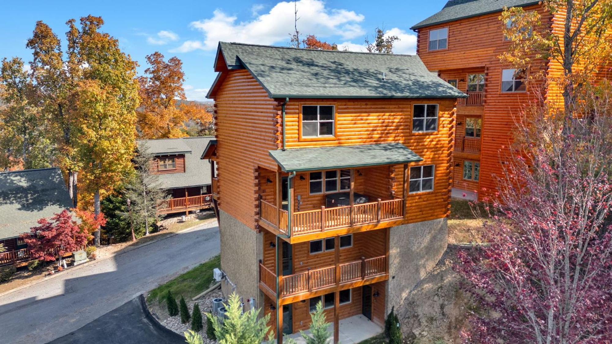 New Luxury Cabin With Indoor Pool, Hot Tub, & Theater Villa Pigeon Forge Dış mekan fotoğraf