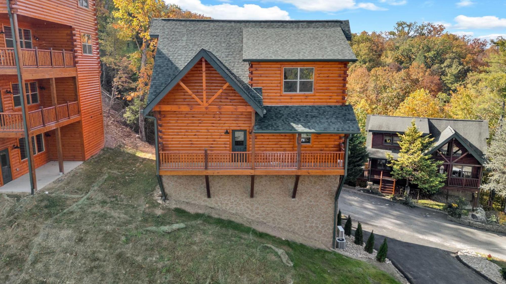 New Luxury Cabin With Indoor Pool, Hot Tub, & Theater Villa Pigeon Forge Dış mekan fotoğraf